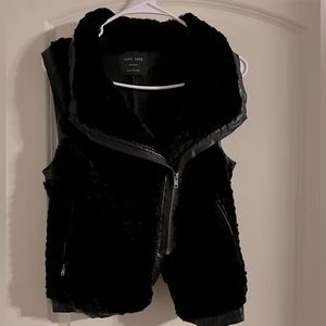 Black furry fashion vest
